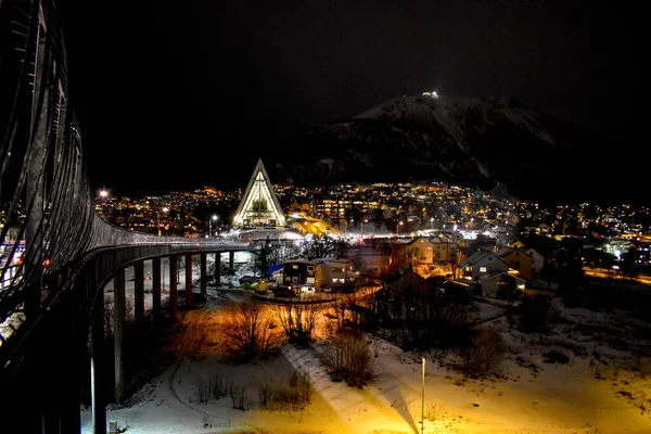 Norveç, Tromso 'daki ikonik arktik katedrali