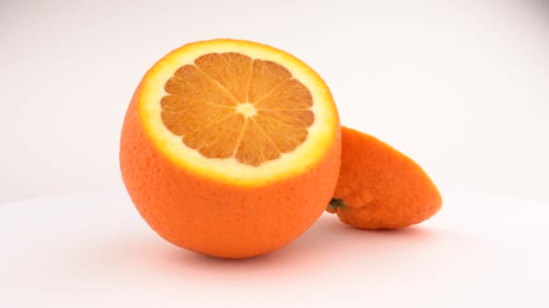 fruits orange juteux coupés rotatifs  