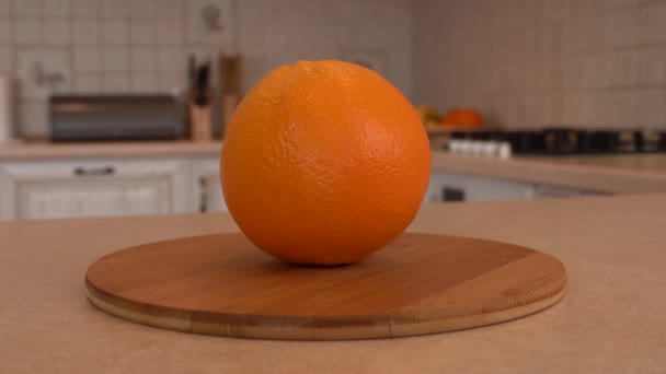 Tutta Macchina Fotografica Girevole Frutta Arancione — Video Stock