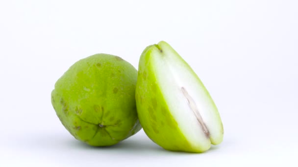 Anderhalf Stuk Chayote Fruit — Stockvideo