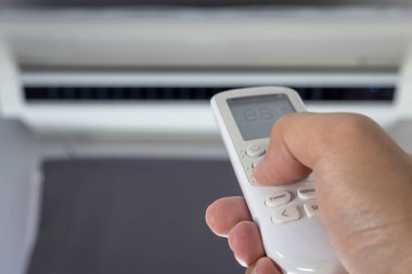 Uzaktan kumandalı hava durumu, güç kavramını kaydet.