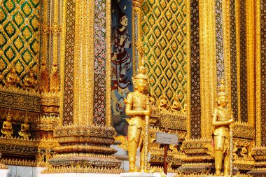 Emarald Buddha Bangkok Tayland 'daki Thai tapınağı.