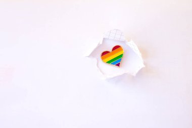 Eşcinsel gururu kavramı, LGBT. Kalp işareti LGBT gay gururu, kalp gökkuşağı bayrağı