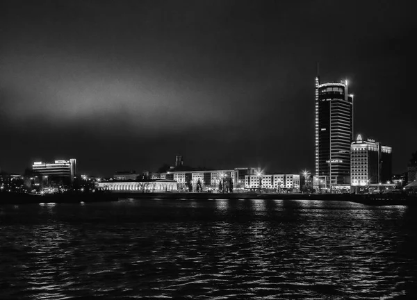 Cidade de Minsk, Avenida Vencedores — Fotografia de Stock
