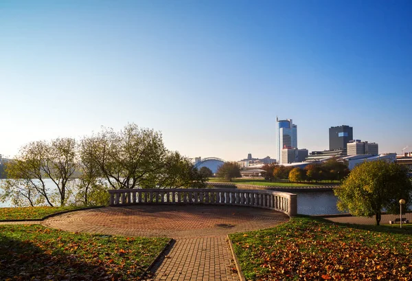 Belarús, Minsk, Pobediteley Avenue — Foto de Stock