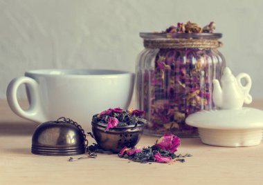 çay süzgeci kapatmak