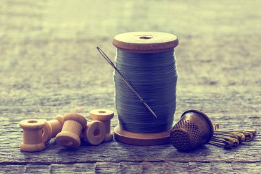 Konu dikiş, bobinler