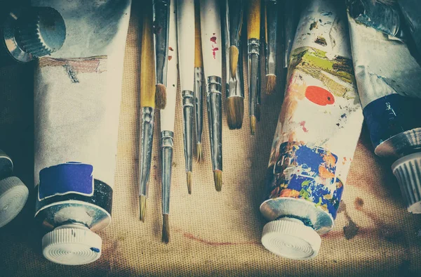 Paint and brush on the palette — Stock Photo, Image