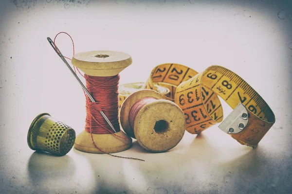 Konu dikiş, bobinler