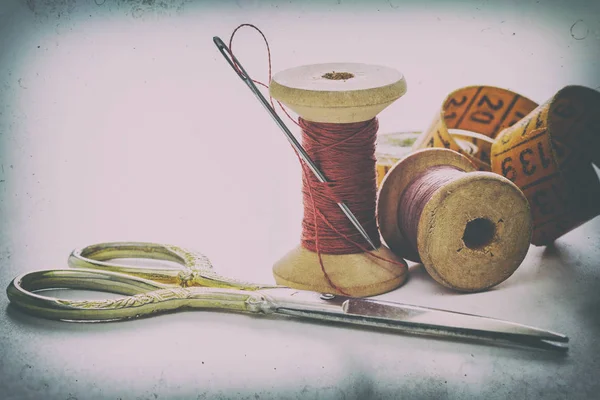 Dikiş aksesuarları, Araçlar