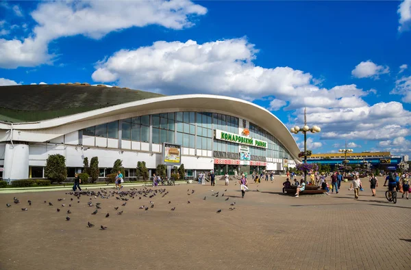 Minsk, architectuur, Komarovsky markt — Stockfoto