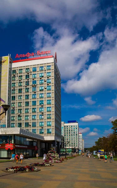 Minsk, Pobediteley Caddesi — Stok fotoğraf