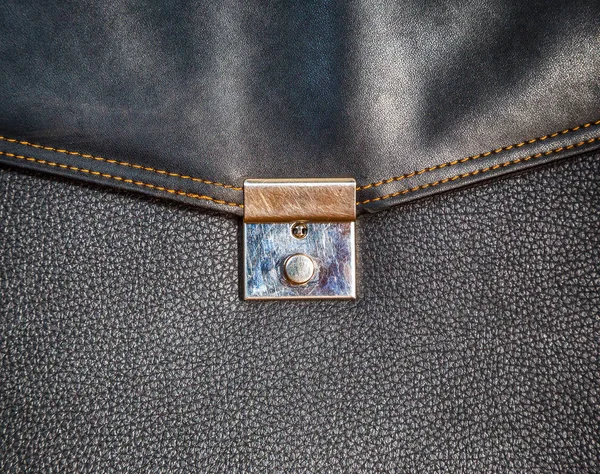 Kilit ile siyah evrak çantası — Stok fotoğraf