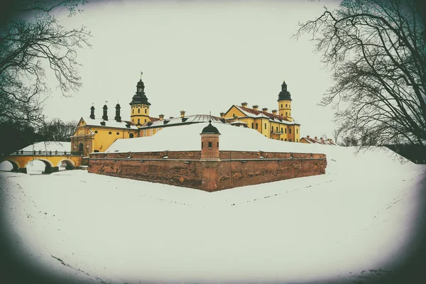 Białoruska Atrakcja Zamek Nesvizh Jest Pokryty Śniegiem Sezonie Zimowym 2018 — Zdjęcie stockowe