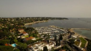 Zengin Yarımadası ve bay