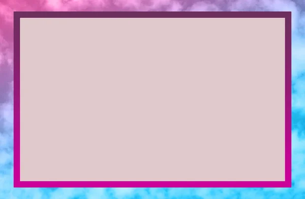 Горизонтальная Пустая Пустая Пустая Фиолетовая Рамка Ярком Фоне Облаков — стоковое фото