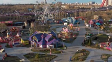 Moskova 'daki lunapark karantina nedeniyle kapatıldı.