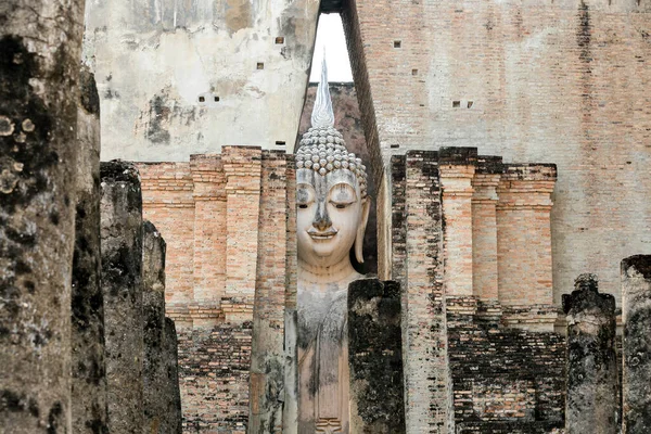 Eski harabe, Tayland 'da Buda Görüntüsü