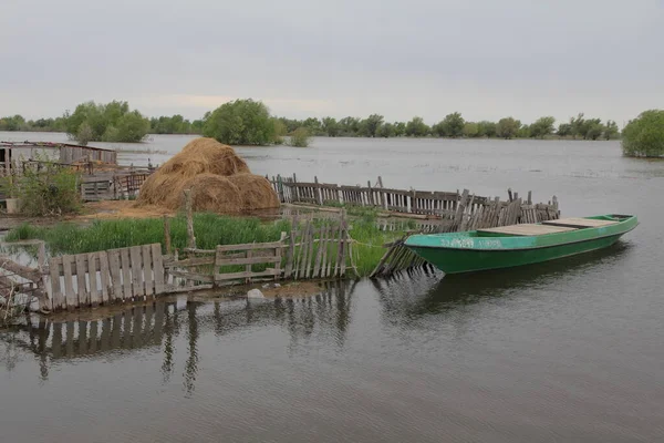 Högt Vatten Nära Byn Big Mogoy Varje Astrakhan Regionen Stiger — Stockfoto