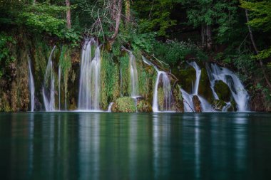 Hırvatistan 'daki Plitvice Göllerinin Şelaleleri