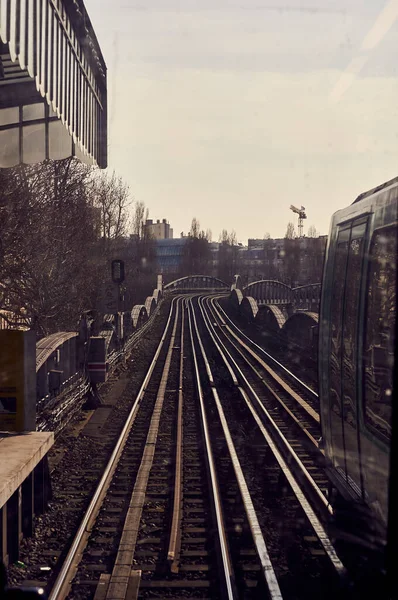 Vasúti Vonalak Állomáson Kívül Párizsban — Stock Fotó