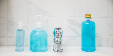 Coronavirus önleme ve el hijyen korona virüsü koruması için el dezenfektanı jeli..