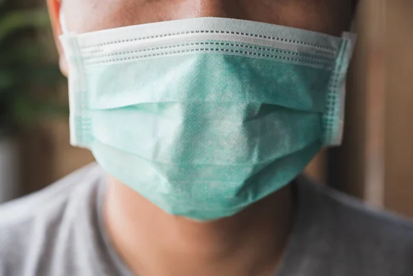 Close Jonge Aziatische Man Dragen Bescherming Gezichtsmasker Tegen Coronavirus — Stockfoto