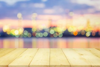 Bokeh ahşap masa