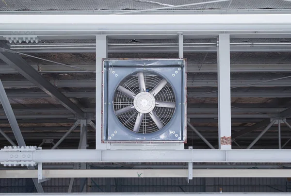 Acondicionador de aire ventilador —  Fotos de Stock