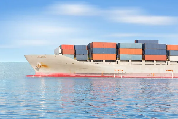 Kargo gemi konteyner — Stok fotoğraf