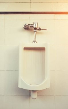 Pisuar kiremit duvar