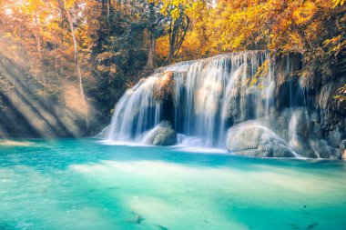 Erawan şelale Tayland