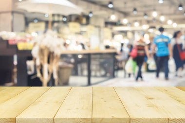 yemek merkezi arkaplanı bulanıklaştırdı