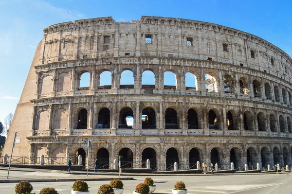 Colosseum Blue Sky Background — Stock Photo, Image