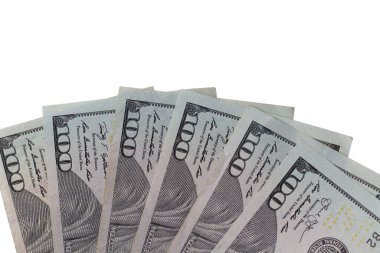 Beyaz arka planda Amerikan doları hayranı, izole edilmiş, 100 banknot.