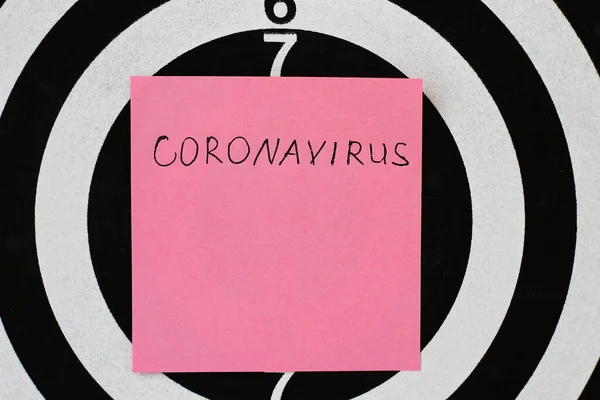 Texto Etiqueta Coronavirus Centro Del Objetivo Para Disparar — Foto de Stock