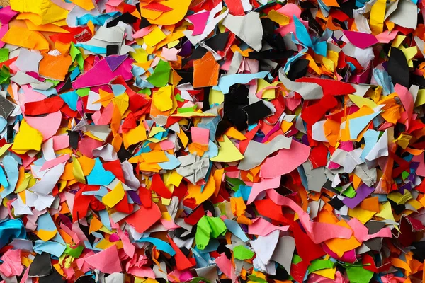 Разорванные Маленькие Кусочки Разноцветной Бумаги Яркий Красочный Фон — стоковое фото