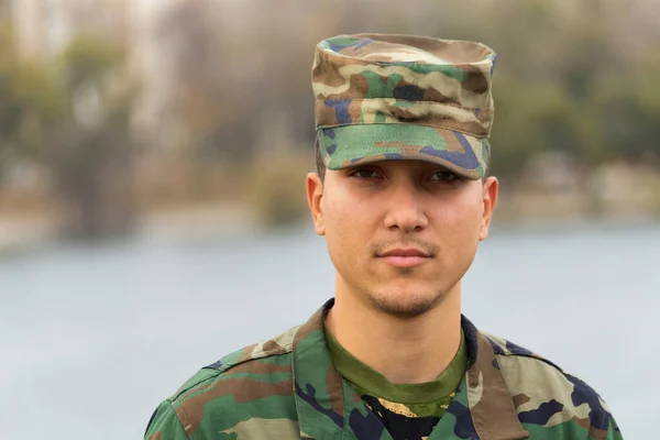 Портрет Мужчины Военной Одежде — стоковое фото