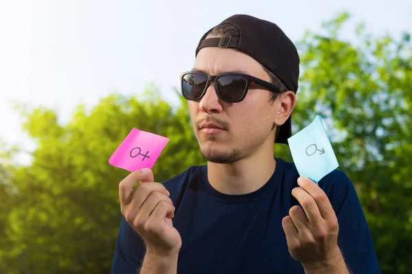 Simbolo Uomo Donna Mano Adesivi Colori Concetto Psicologia Delle Relazioni — Foto Stock