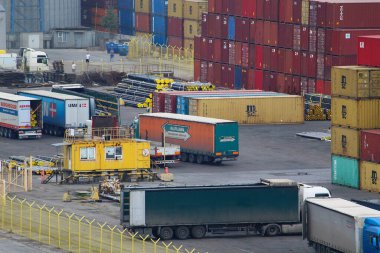 Odessa, Ukrayna 23 Temmuz 2019 konteynerleri limanda.