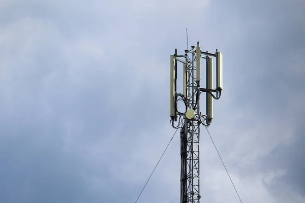 Telefonní Věž Širokopásmové Připojení Bezdrátová Mobilní Síť Data Signálu — Stock fotografie