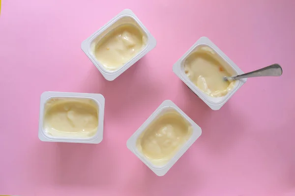 Cibo Minimale Nello Stile Concetto Cibo Minimo Yogurt Una Tazza — Foto Stock