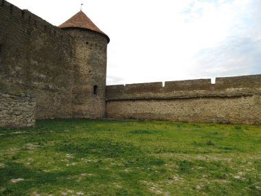 Akkerman Kalesi. Kule, duvar ve avlu. Belgorod-Dinyester.