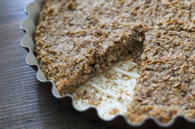 Taze sebzeli tatlı, fırında turta..