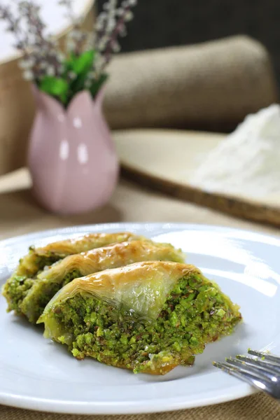 Traditionele Turkse Dessert Baklava Met Cashew Walnoten — Stockfoto
