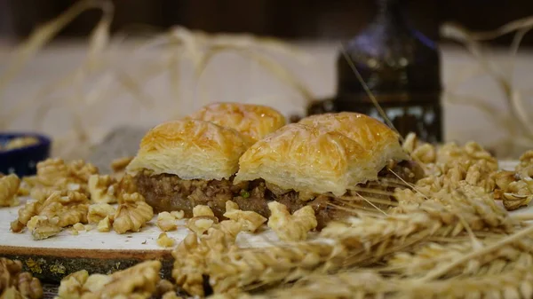 Dolce Tradizionale Turco Baklava Con Anacardi Noci — Foto Stock