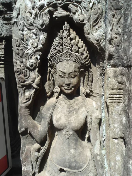 アンコールワットカンボジアの石の彫刻アジアIndochina Siem収獲 — ストック写真