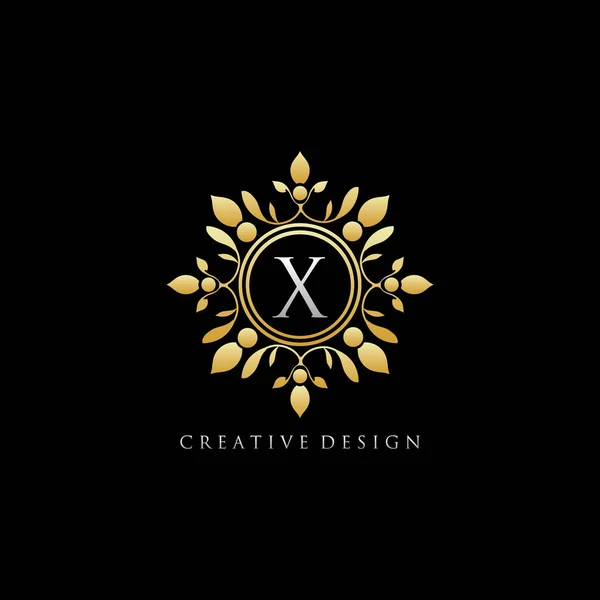 Logo Golden Royal Boutique Badge Design — Image vectorielle