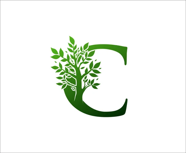 Grüner Baum Buchstabe Logo Design — Stockvektor