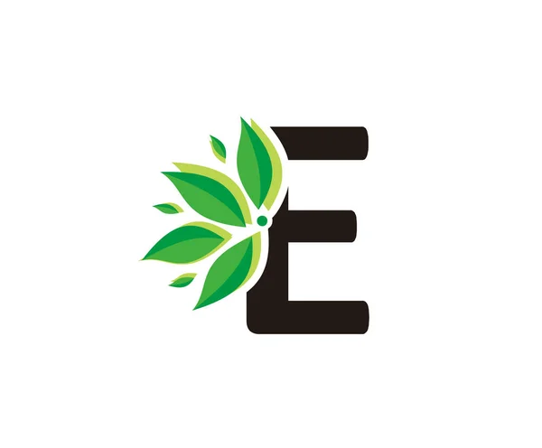 绿叶E字母自然标志 — 图库矢量图片